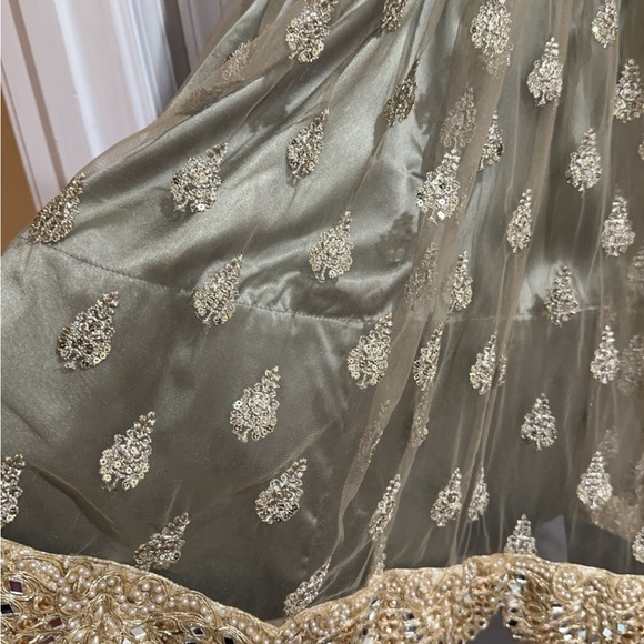 Anisha Shetty Grey Lehenga NWOT - Picture 7 of 10
